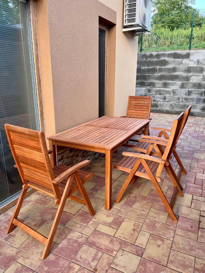 U Srubu Apartment Moravany  Ngoại thất bức ảnh